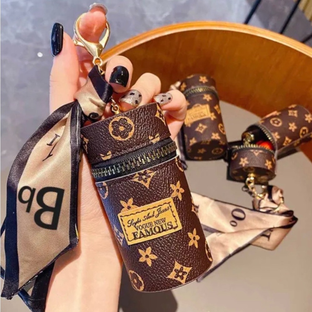 Fashion Jewelry Brown Key & Card Holder